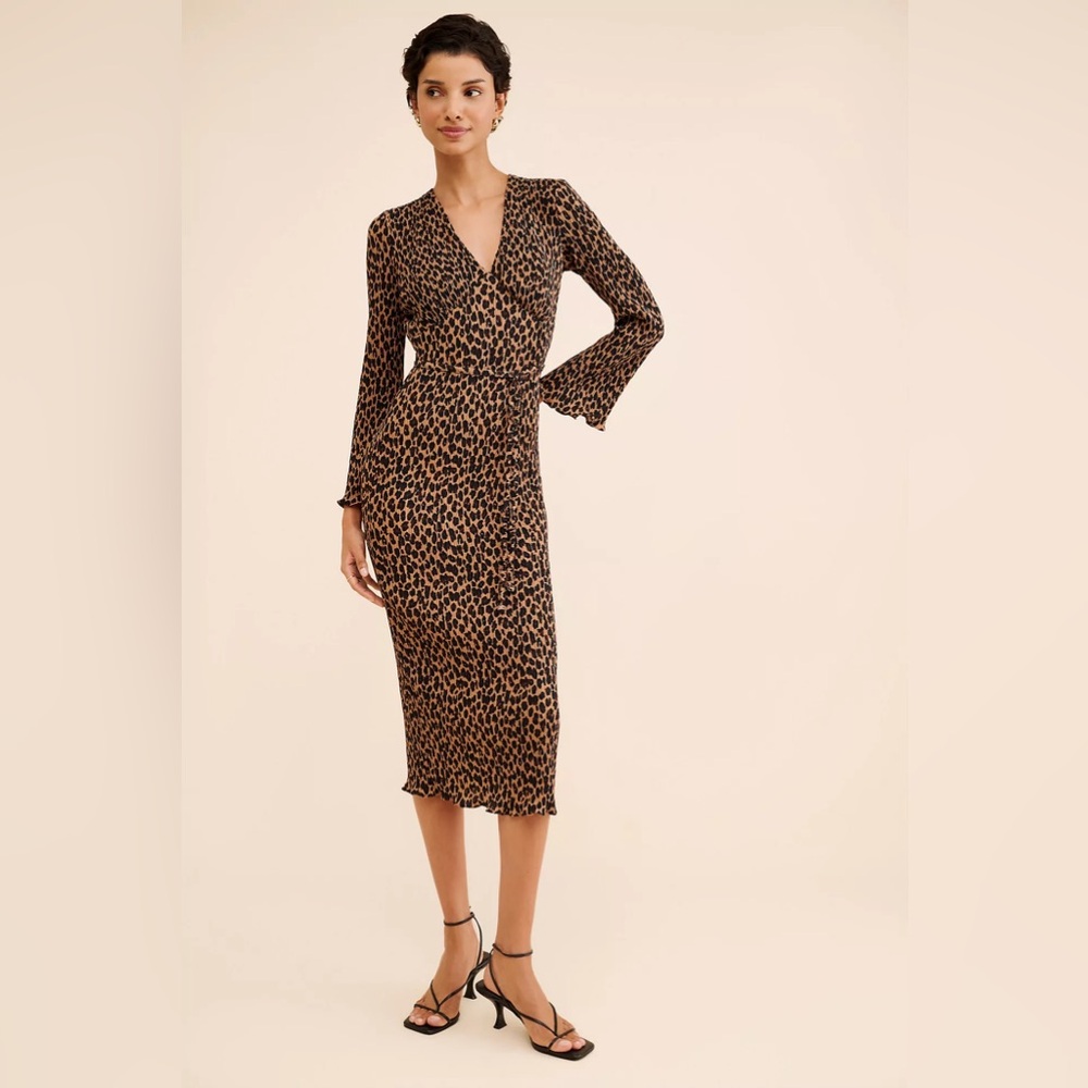 Never Fully Dressed Leopard Celeste Midi Dress‎ Size 12 Petite